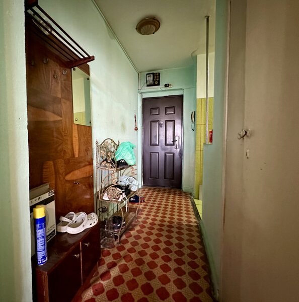 Gorjului, apartament 3 camere, 64,2 mp, bloc 1978, acte complete.